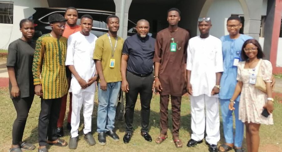 Read more about the article Odigwe Encourages Students to Stay Focused on Their Goals