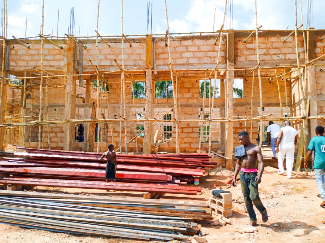 You are currently viewing Odigwe Inspects Ute-Erumu Civic Cente