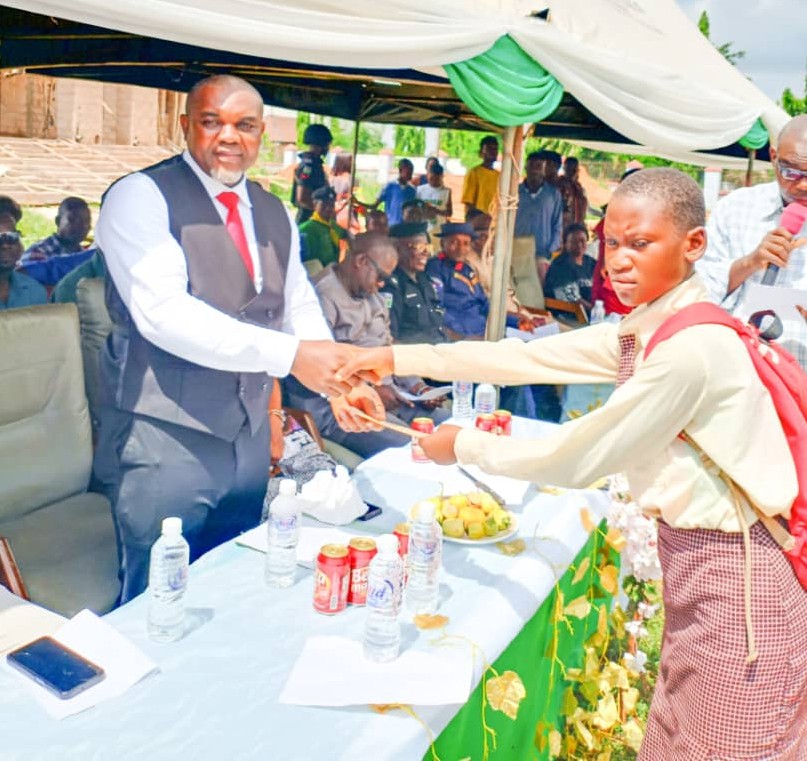 You are currently viewing Children’s Day: Hon. Odigwe Reaffirms Commitment to Youth Development in Ika North-East