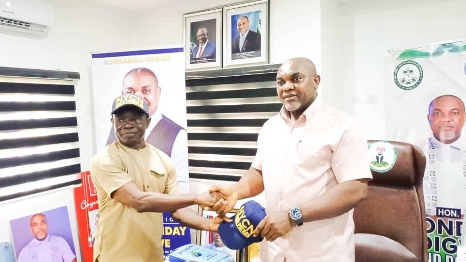 You are currently viewing Hon. Monday Odigwe Installed as Grand Patron of NYCN, Receives Vote of Confidence from Ika North East Youth